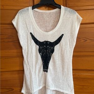 Women's Scoop Neck Tank with Black Lace Skull Graphic